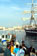 march aux poissons sur le vieux port devant le Belem