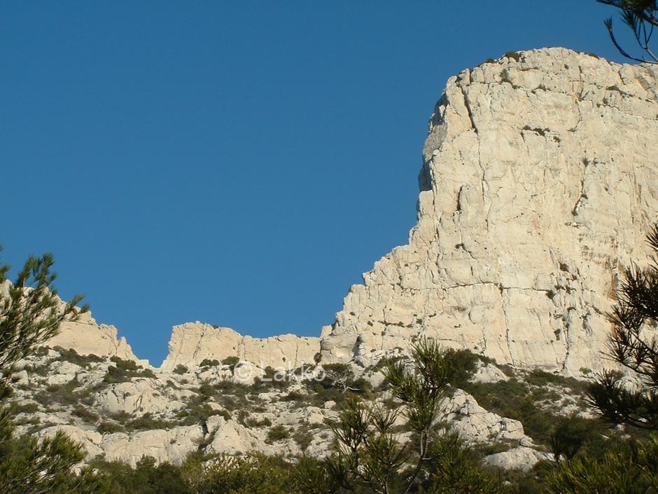 Le Pas de la Demi Lune